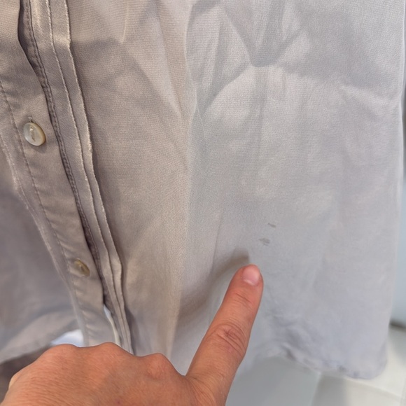 J. Jill Gray Silk Button-Up Blouse size Large - Picture 2 of 5